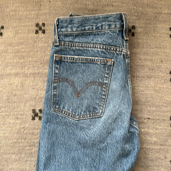 Levis ripped wedgie jean size 25 - Picture 4 of 4